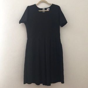 LuLaRoe Amelia solid black embossed roses 2XL EUC